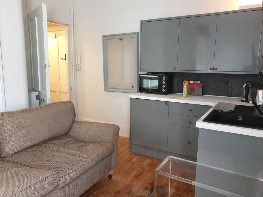 4 Quiet Compact Studio With Garden View - Best Location - Comfortable - Quiet Daire Brighton Dış mekan fotoğraf